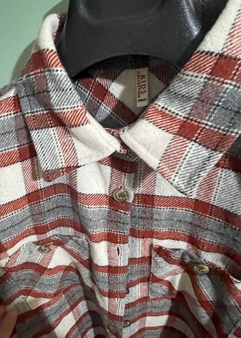 Düğmeli Gri Ekose Kadın Gömlek - Görsel 3