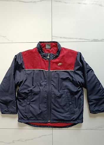 Nike 8 Yaş