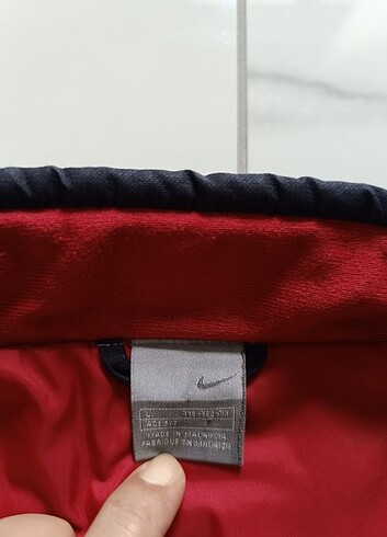Nike Orijinal 8 yaş kaban - Görsel 5