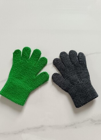 H&M Marvel eldiven 2-4 yaş 2 takım - Görsel 2