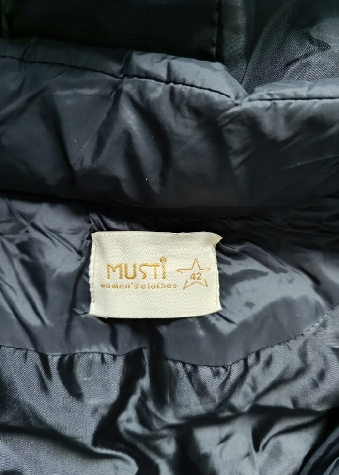 Musti Tesettür 42 beden şişme yelek - Görsel 4