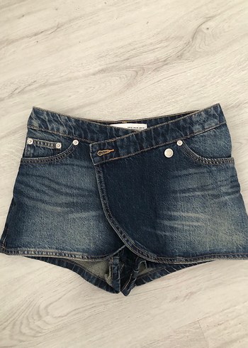 Düğmeli Koyu Mavi Mini Denim Şort
