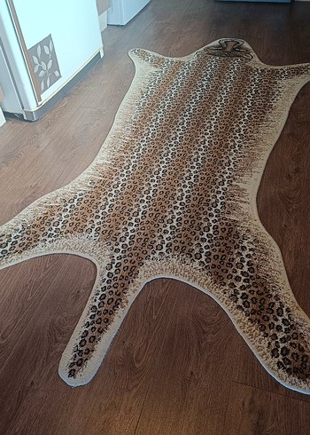 Kahverengi Leopar Desenli Halı - Görsel 5