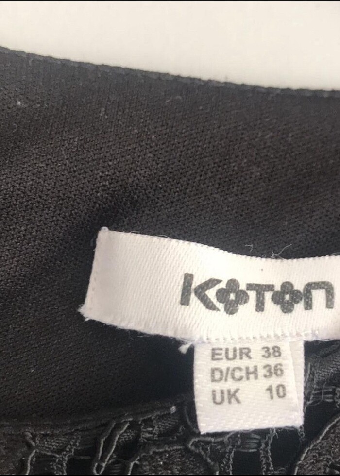 Siyah küpürlü elbise - Görsel 3