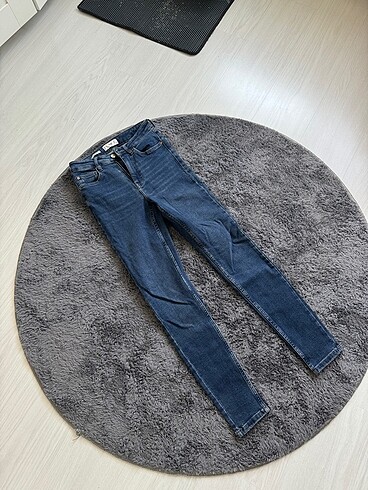 Mango skinny jean