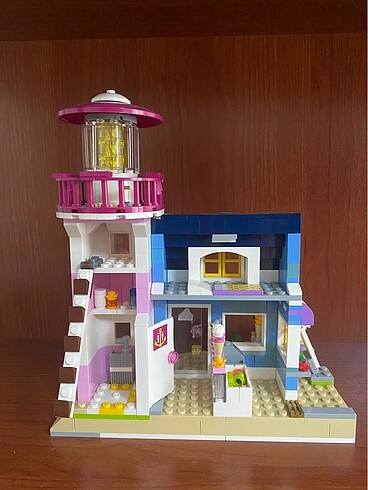 Beden Lego Friends 41094 Heartlake Deniz Feneri
