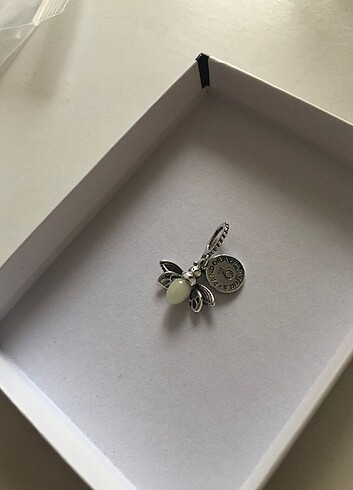 Pandora Ateşböceği Charm