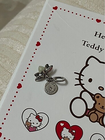 Atesbocegi charm