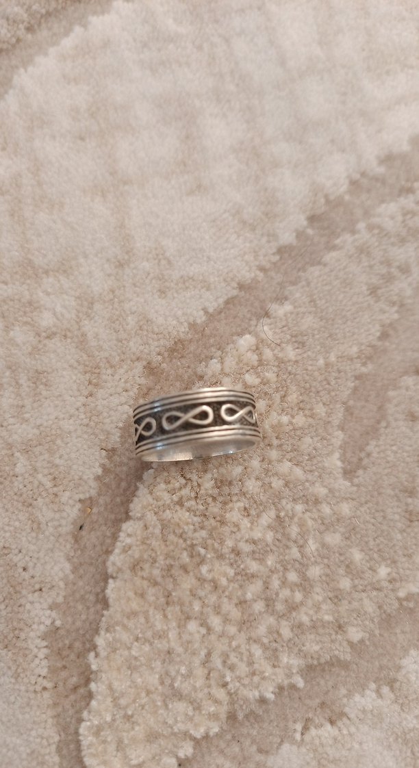 Düğün için Minimalist Çizgili Kadın Yüzüğü - Görsel 4