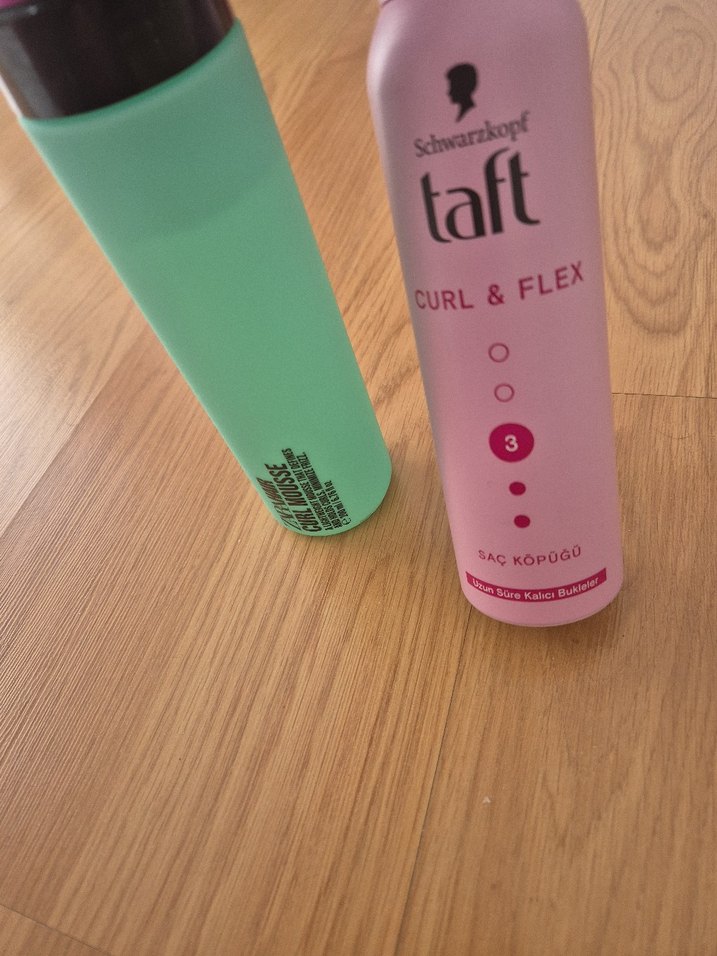 Schwarzkopf Taft Curl & Flex Saç Köpüğü - Görsel 5