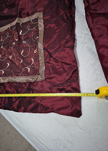Bordo Nakışlı Yatak Örtüsü - Görsel 5