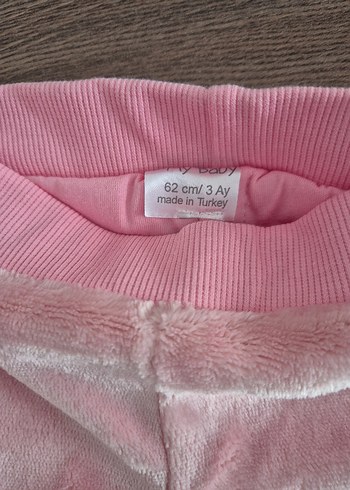 Pembe Nakışlı Kürklü Kolsuz Bebek Kıyafet Takımı - Görsel 3