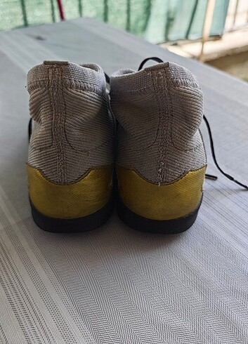 37 Beden siyah Renk Adidas predatör krampon
