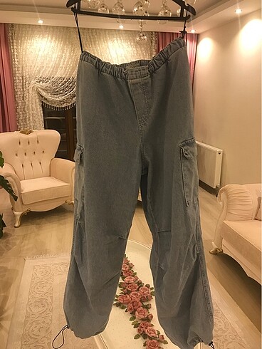 Yanları Cepli Paraşüt Jogger Pantolon