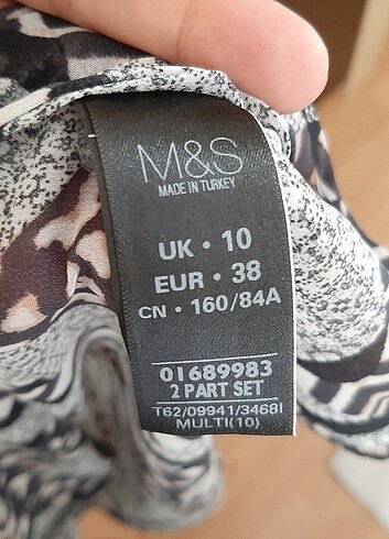 Marks & Spencer Marks&Spencer bluz. Şifon. Bir kere giyildi. 