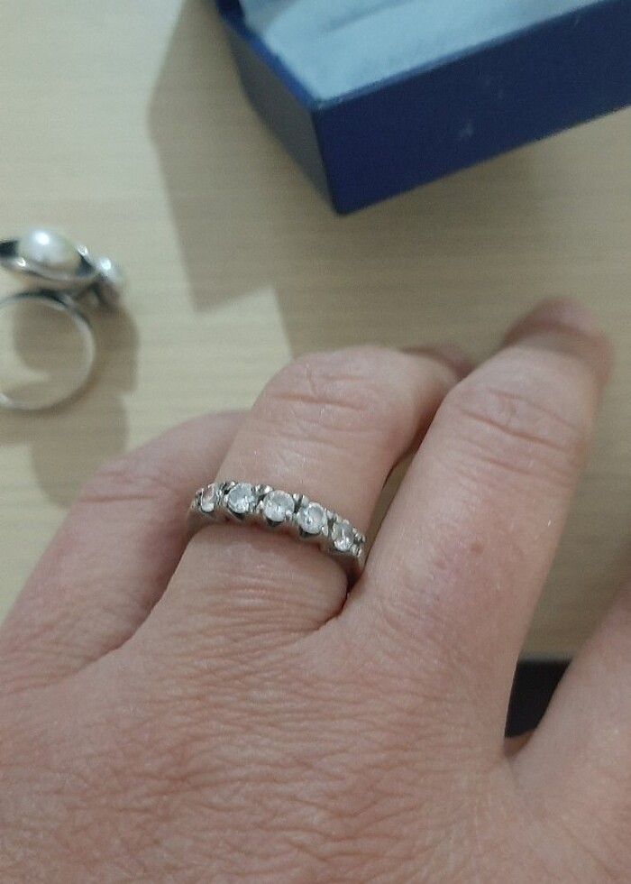 Gümüş zirkon yüzük 5 taş yüzük  - Görsel 2