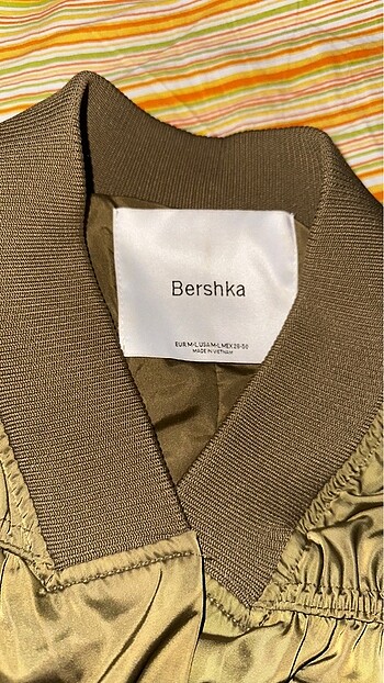 m Beden Bershka