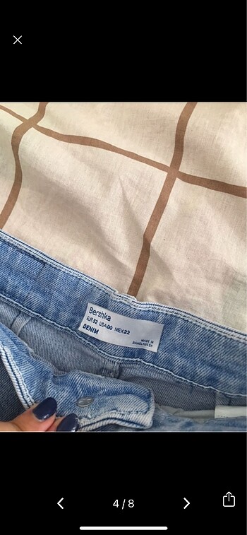 32 Beden BERSHKA MAVİ ŞORT