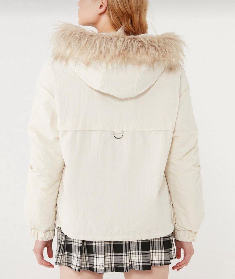 Mavi marka Beyaz Kürklü Midi Kadın Mont - Görsel 2