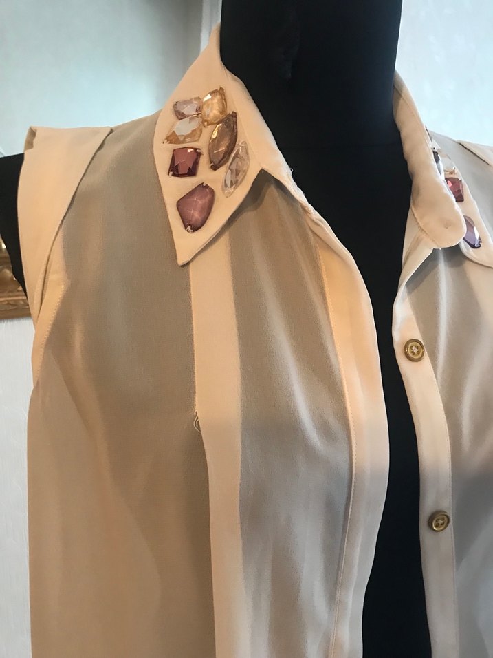 İş için Düğmeli, Nakışlı Bej Kadın Gömlek - Görsel 2