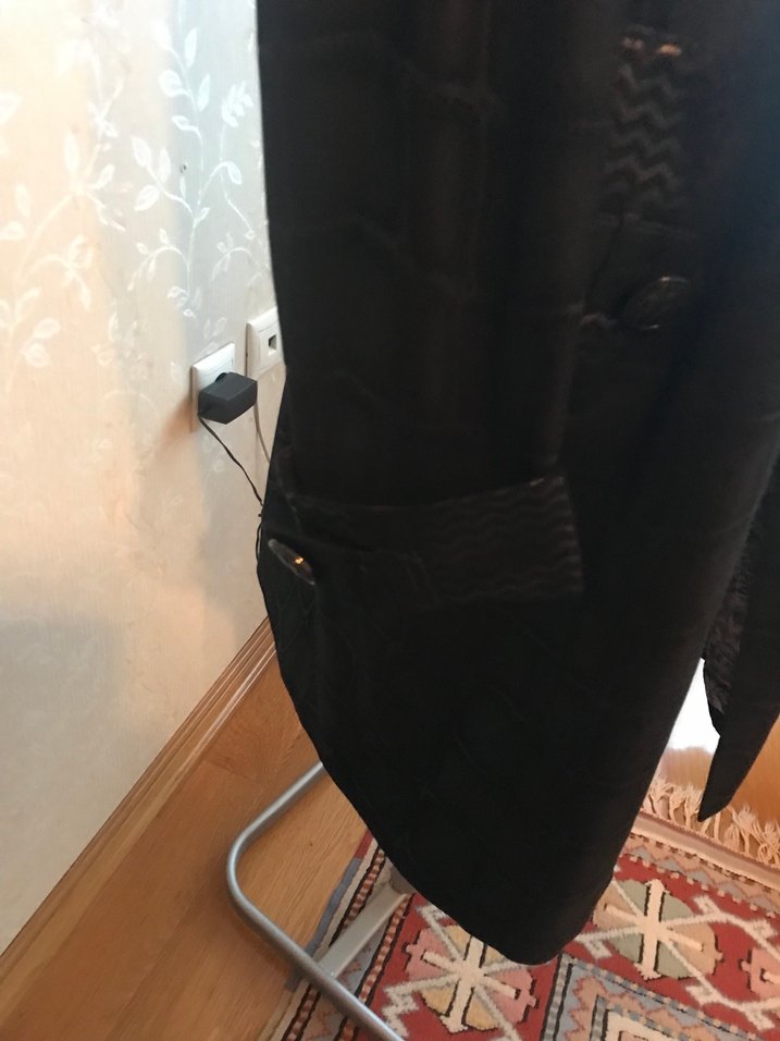 Yılan Desenli Siyah Deri Uzun Ceket - Görsel 3