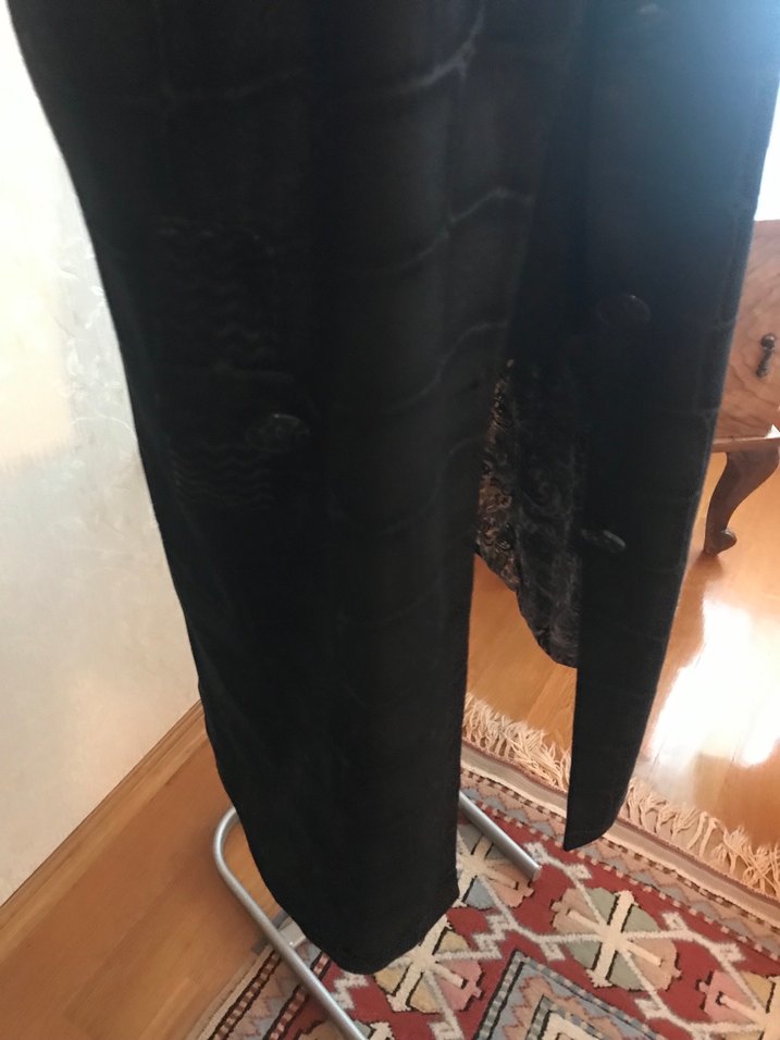 Yılan Desenli Siyah Deri Uzun Ceket - Görsel 5