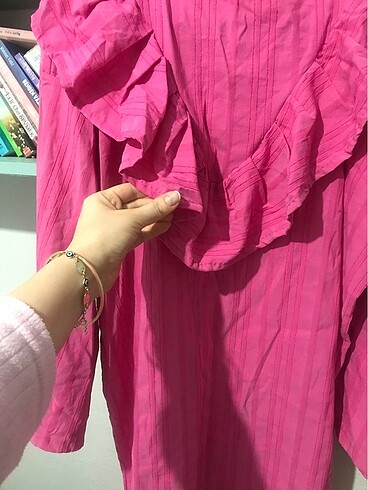 s Beden Pembe fırfırlı gömlek
