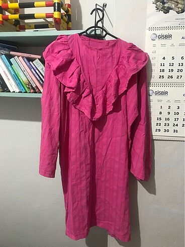 Zara Pembe fırfırlı gömlek