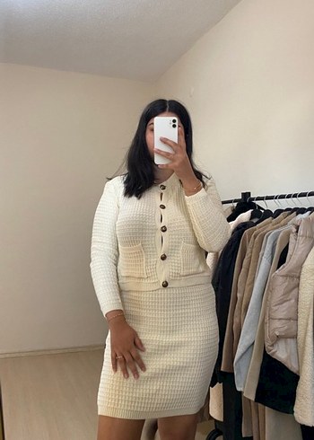 Krem triko etek hırka takım - Görsel 2