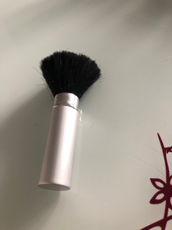 Gri Saplı Beyaz Makyaj Fırçası - Görsel 4