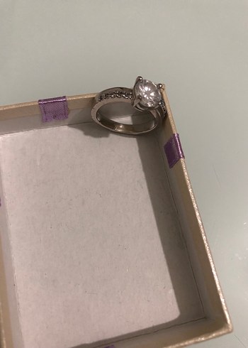 Minimalist Tasarımlı Beyaz Düğün Yüzüğü - Görsel 7