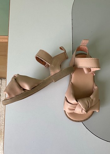 H&M kız bebek sandalet - Görsel 2