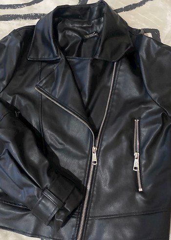 Trendyol & Milla Siyah Deri Biker Ceket Kadın