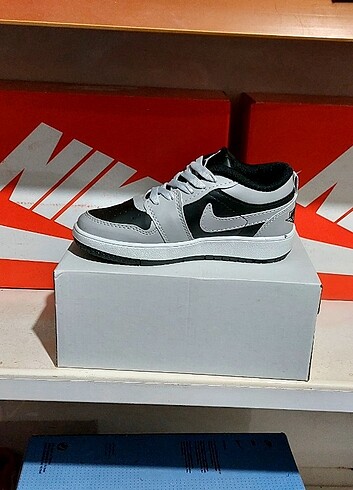 Nike ÇOCUK SPOR AYAKKABI