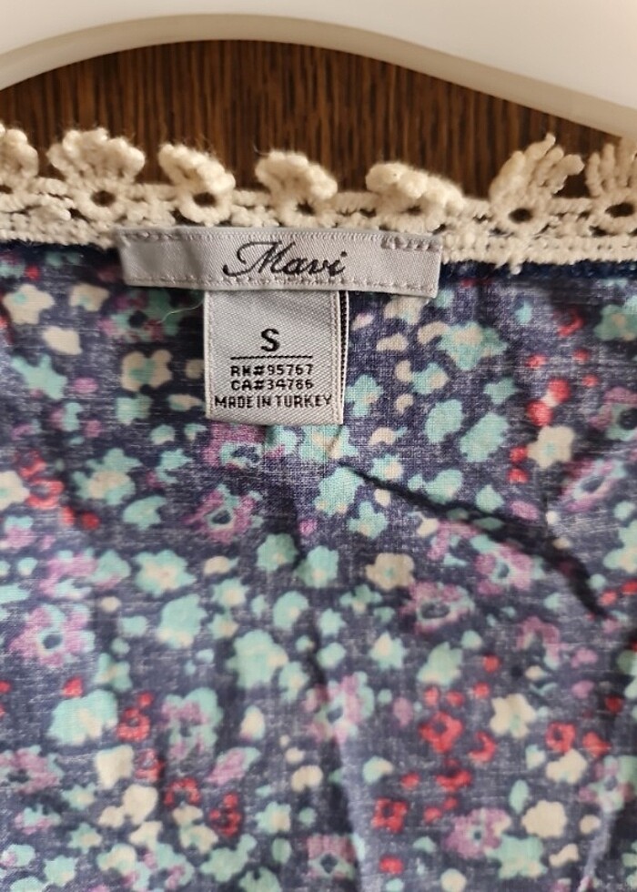 Mavi jeans.  Kadın bluz - Görsel 3