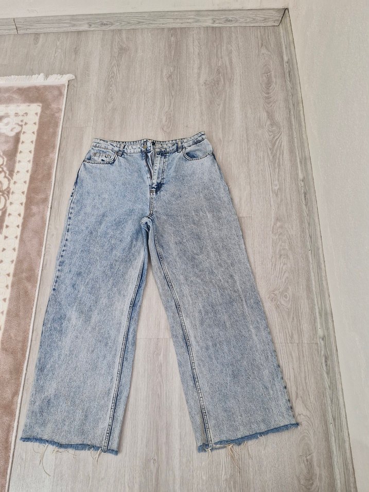Açık Mavi Rahat Kesim Jean — görsel 3/5