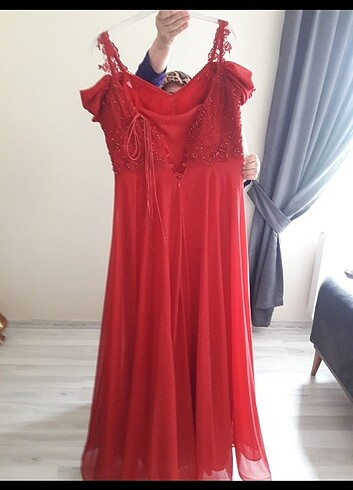 48 Beden Kırmızı Abiye Elbise
