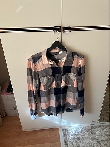 H&M iki adet gömlek