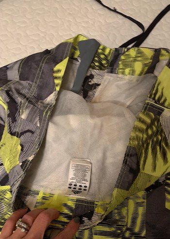 l Beden Adidas Desenli Gri-Sarı Erkek Mayo Şortu