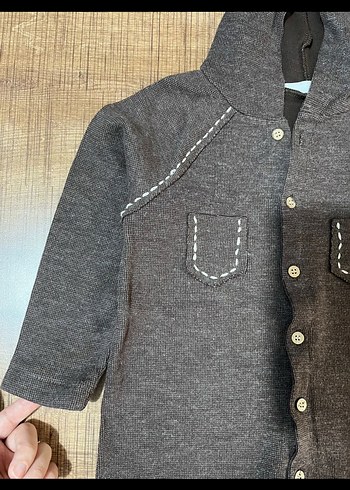 Erkek Çocuk Kapüşonlu Düğmeli tulum - Görsel 3