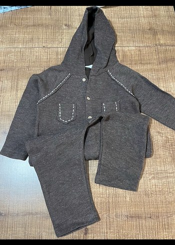 Erkek Çocuk Kapüşonlu Düğmeli tulum - Görsel 2