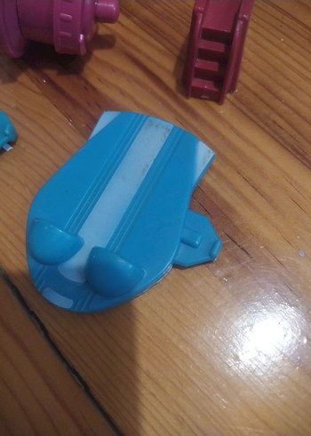 Pastel Renkli Mavi Oyun Parçaları - Görsel 3