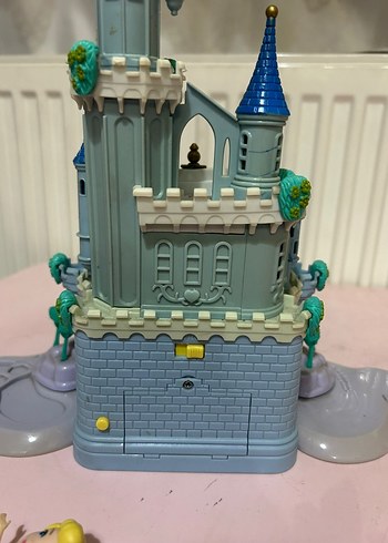 Renkli Prenses Figürleri ve Kale Oyuncak Seti - Görsel 4