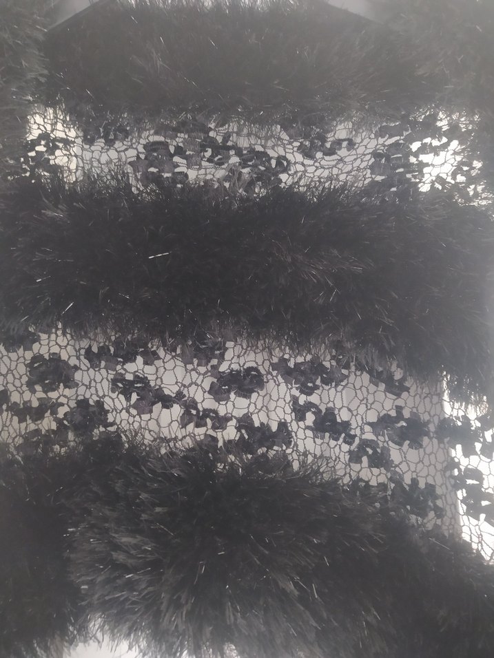 Kürk Detaylı Siyah Gotik Straplez Kazak - Görsel 2