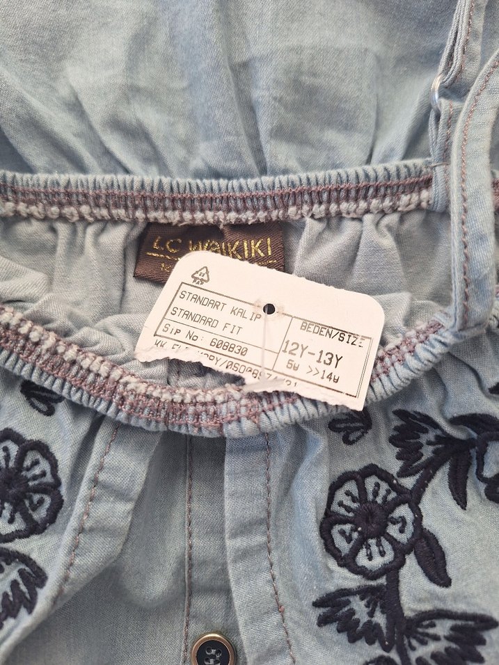 Nakışlı Bel Bantlı Mavi Kız Elbisesi - Görsel 4