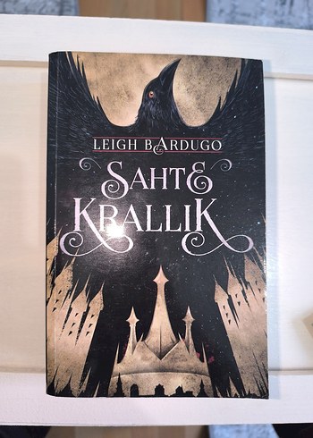 Saht& Krallık Romanı - Leigh Bardugo
