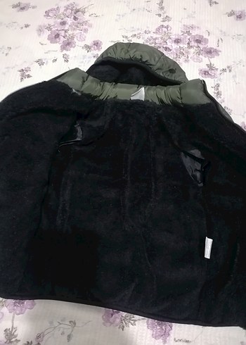 Yeşil Kapüşonlu Kışlık mont - Görsel 8