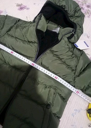 Yeşil Kapüşonlu Kışlık mont - Görsel 5