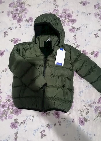 Yeşil Kapüşonlu Kışlık mont - Görsel 2