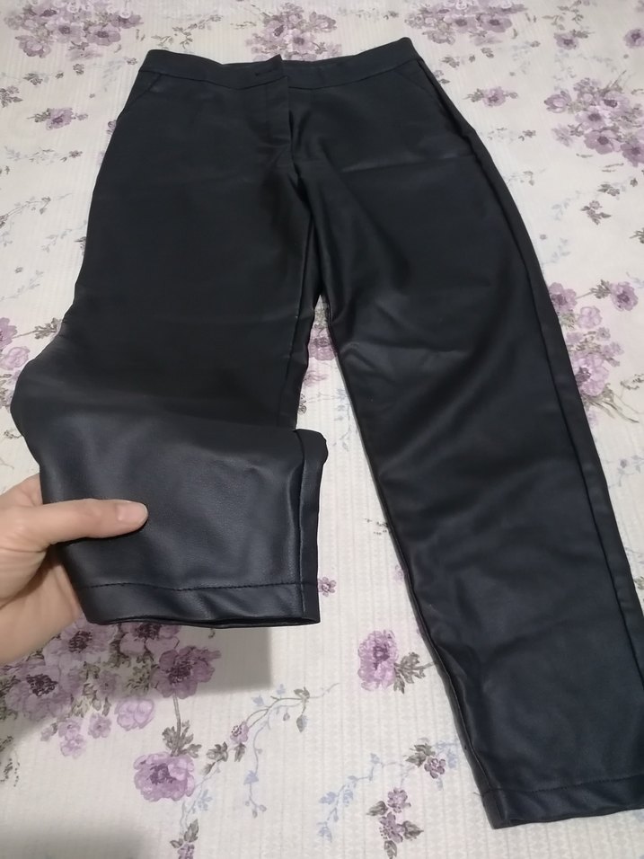 Siyah Regular Fit Kadın deri Kumaş Pantolon - Görsel 2